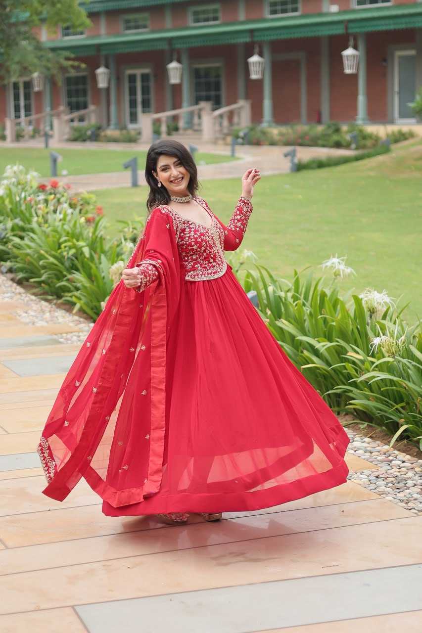 YNF FAUX BLOOMING KESH132 9202 GOWNS WHOLESALE WEDDING EMBROIDERY ANARKALI GOWNS MANUFACTURER - Deevit International