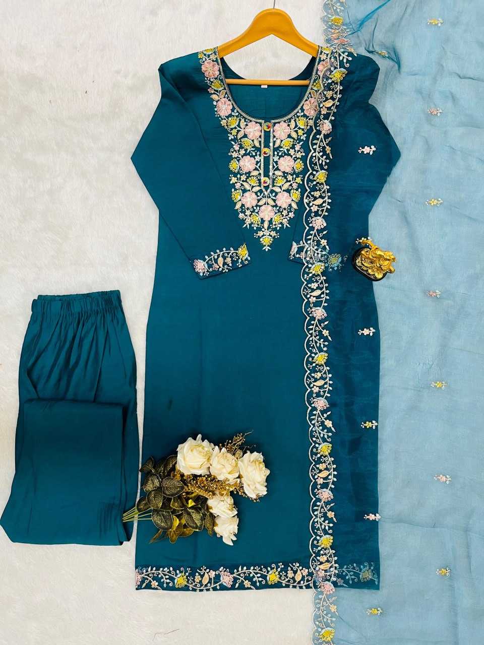 YNF HEAVY ROMAN SILK KESH247 7025 SUITS & DRESSES WHOLESALE EMBROIDEREY WEDDING LADIES SILK SUITS MANUFACTURE - Deevit International