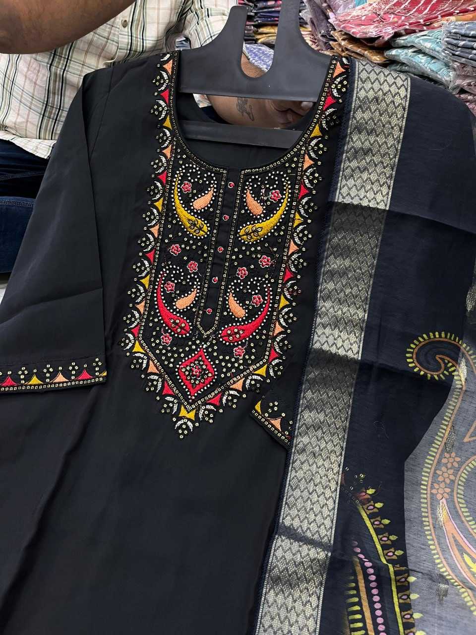 YNF HEAVY ROMAN SILKKESH258 VDA42 SUIT & DRESSES WHOLESALE EMBROIDEREY WEDDING LADIES SILK SUITS MANUFACTURE - Deevit International