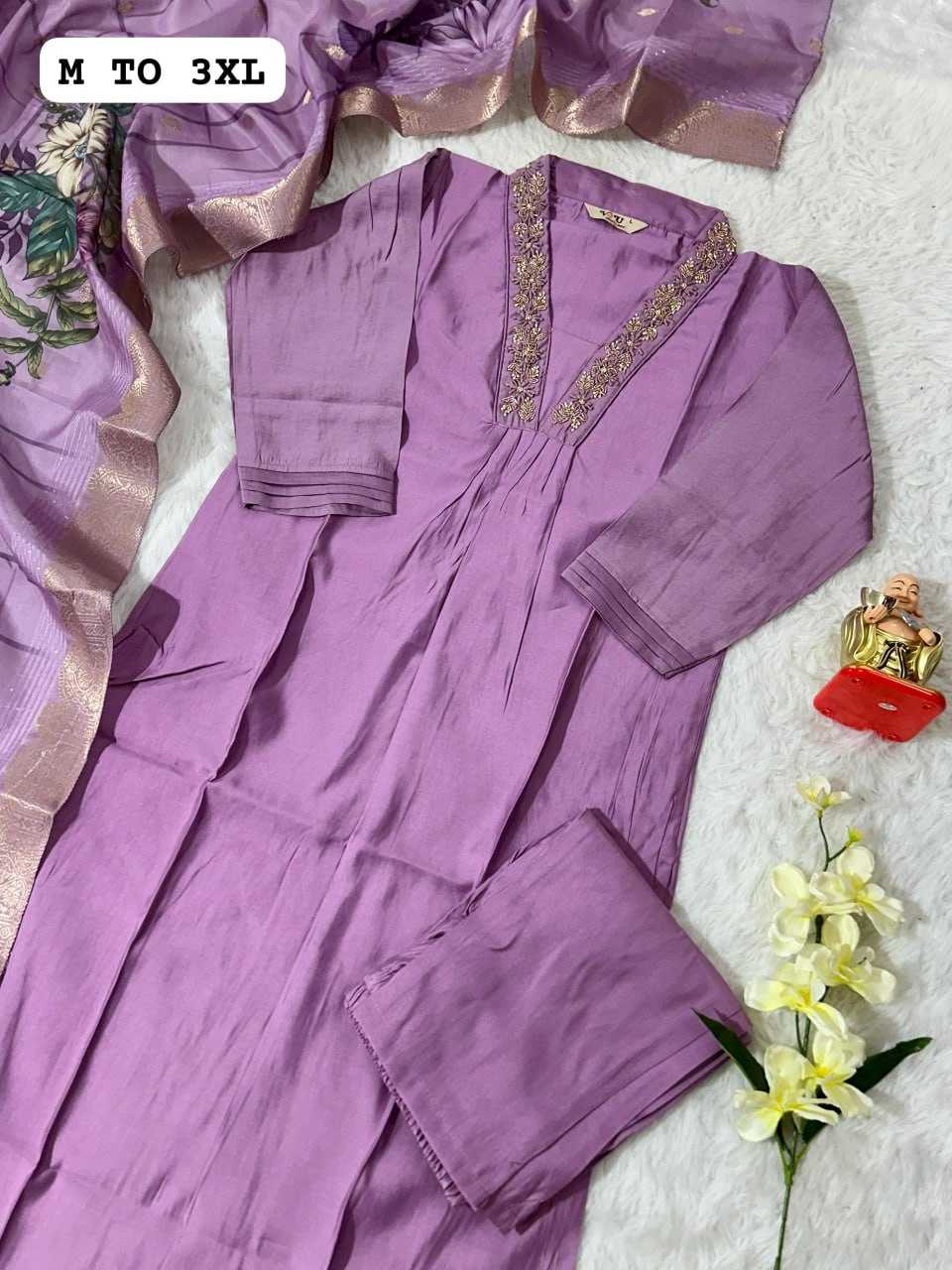 YNF MUSLIN KESH256 RNF01 SUITS & DRESSES WHOLESALE PRINTED LONG KURTI MUSLIN SUITS MANUFACTURER - Deevit International