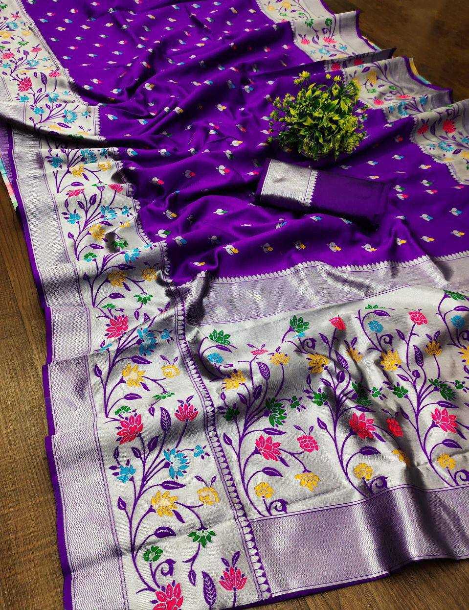 YNF PAITHANI SILK RIN179 774 SILK SAREES WHOLESALE BANARASI SILK PATHANI ZARI BORDER SILK SAREES MANUFACTURER - Deevit International