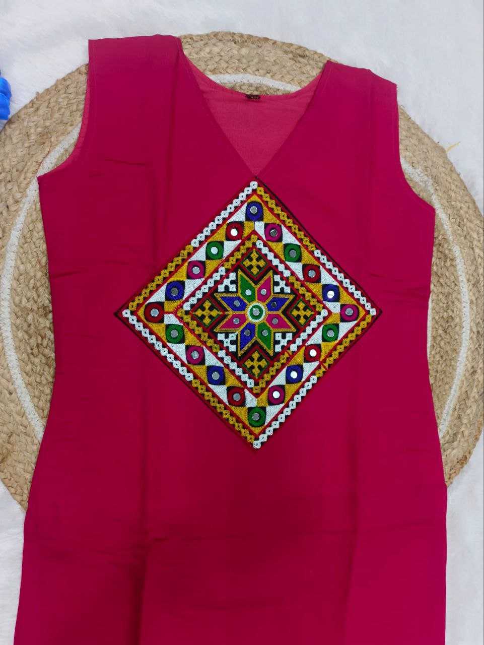 YNF PREMIUM ROMAN SILK KESH243 1027 KURTIS WHOLESALE SILK SLEEVELESS V NECK KURTIS MANUFACTURER - Deevit International