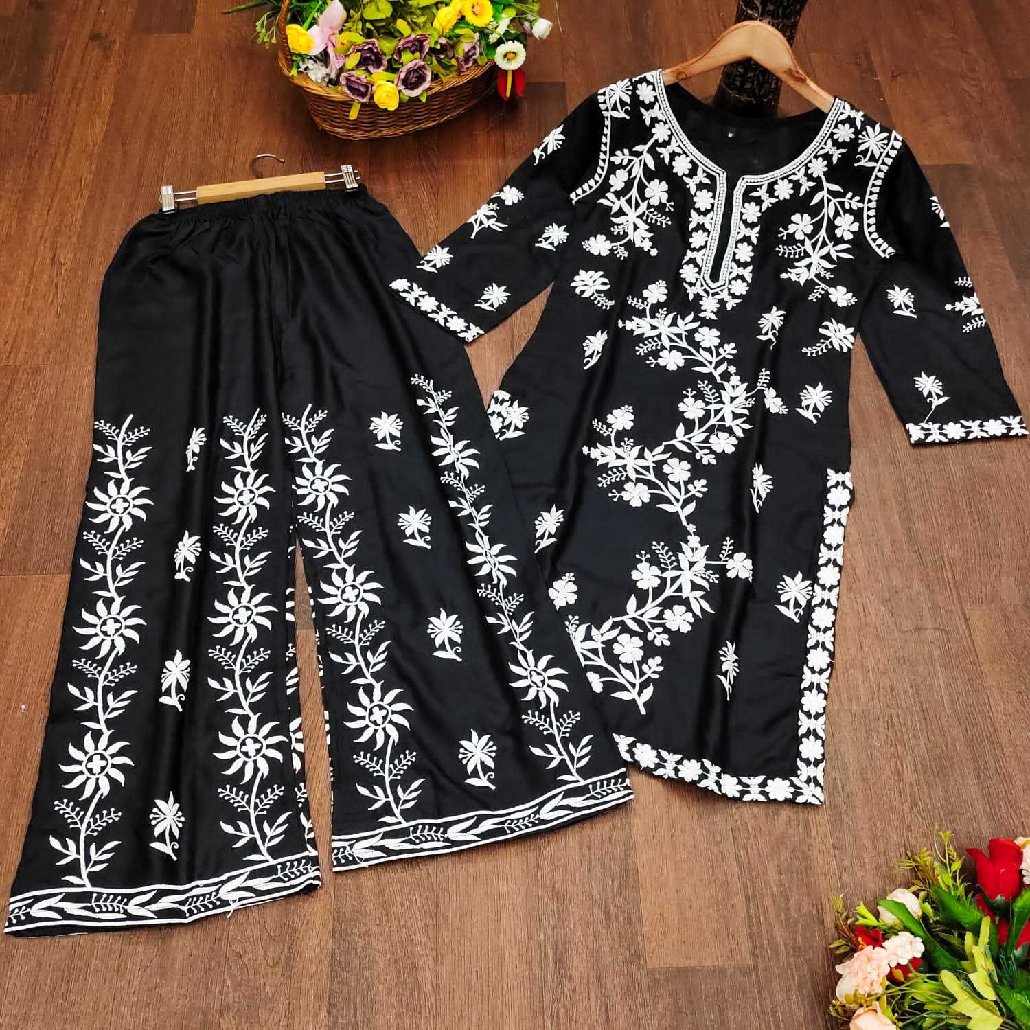 YNF RAYON KESH243 1040 KURTIS WHOLESALE RAYON EMBROIDERED CHIKANKARI KURTI WITH PALAZZO KURTIS MANUFACTURER - Deevit International