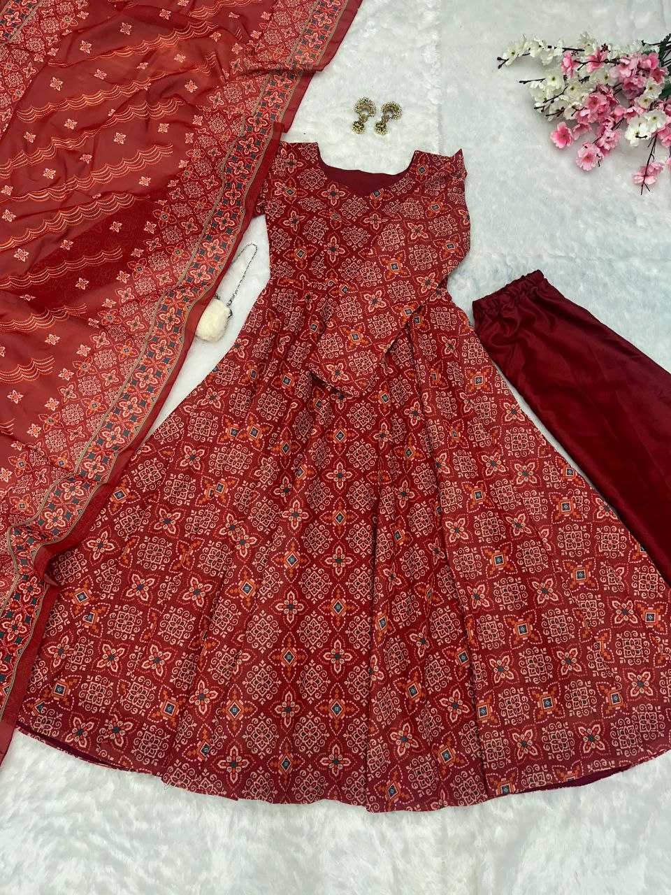 YNF SOFT COTTON KESH154 1140 GOWNS WHOLESALE PRINTED FANCY ANARAKLI GOWNS MANUFACTURER - Deevit International