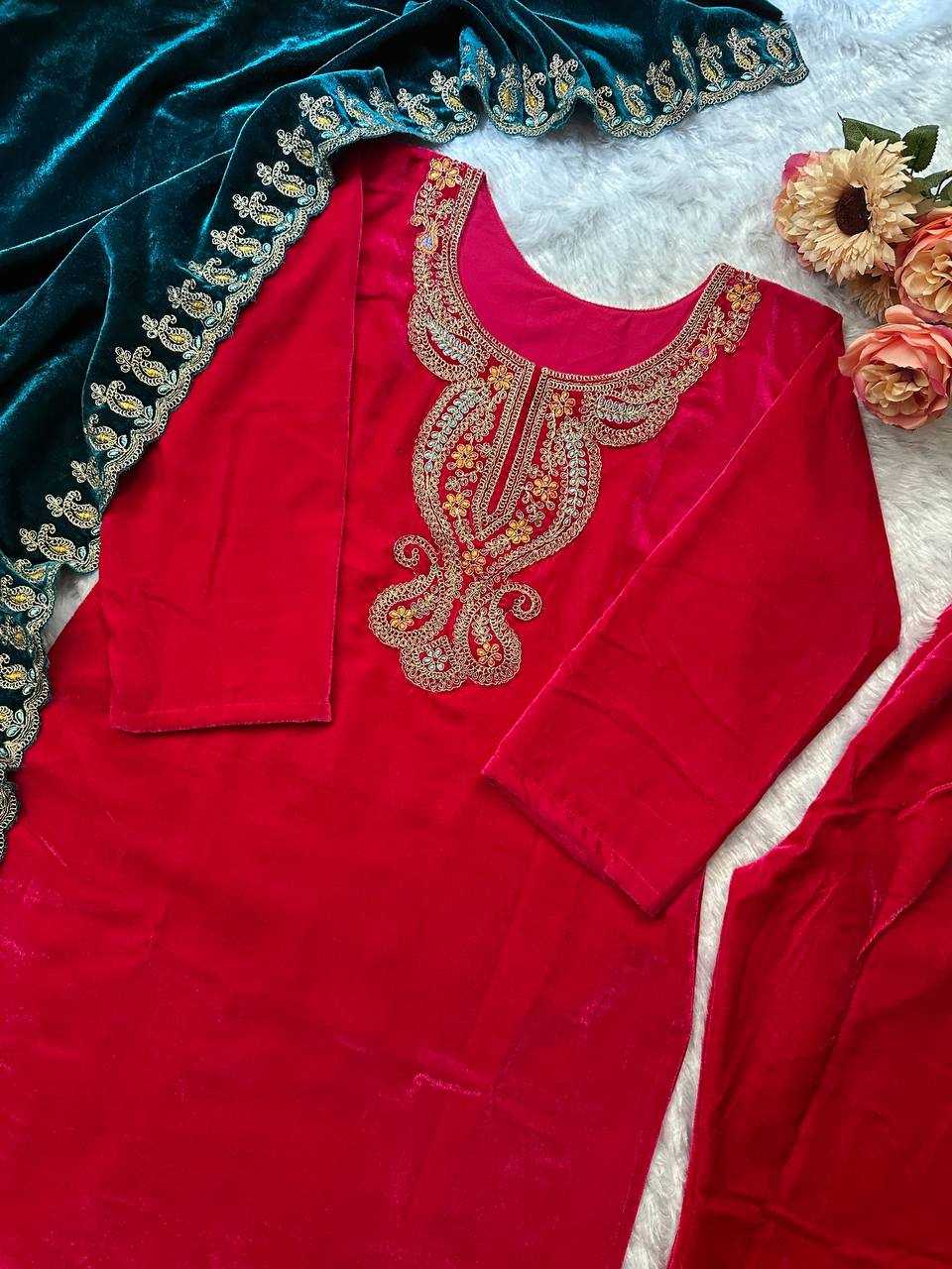 YNF VELEVT KESH147 234 SUITS & DRESSES WHOLESALE VELVET PARTY WEAR EMBROIDERY SUITS MANUFACTURE - Deevit International