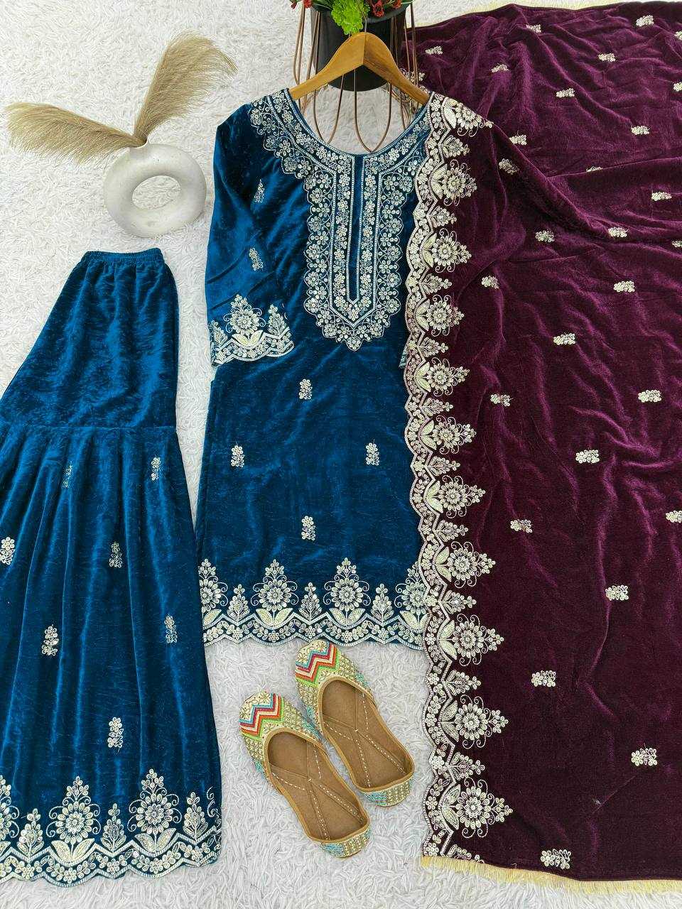 YNF VELVET KESH123 5212 SUITS & DRESSES WHOLESALE EMBROIDEREY WEDDING SHARARA SALWAR VELVET SUITS MANUFACTURE - Deevit International