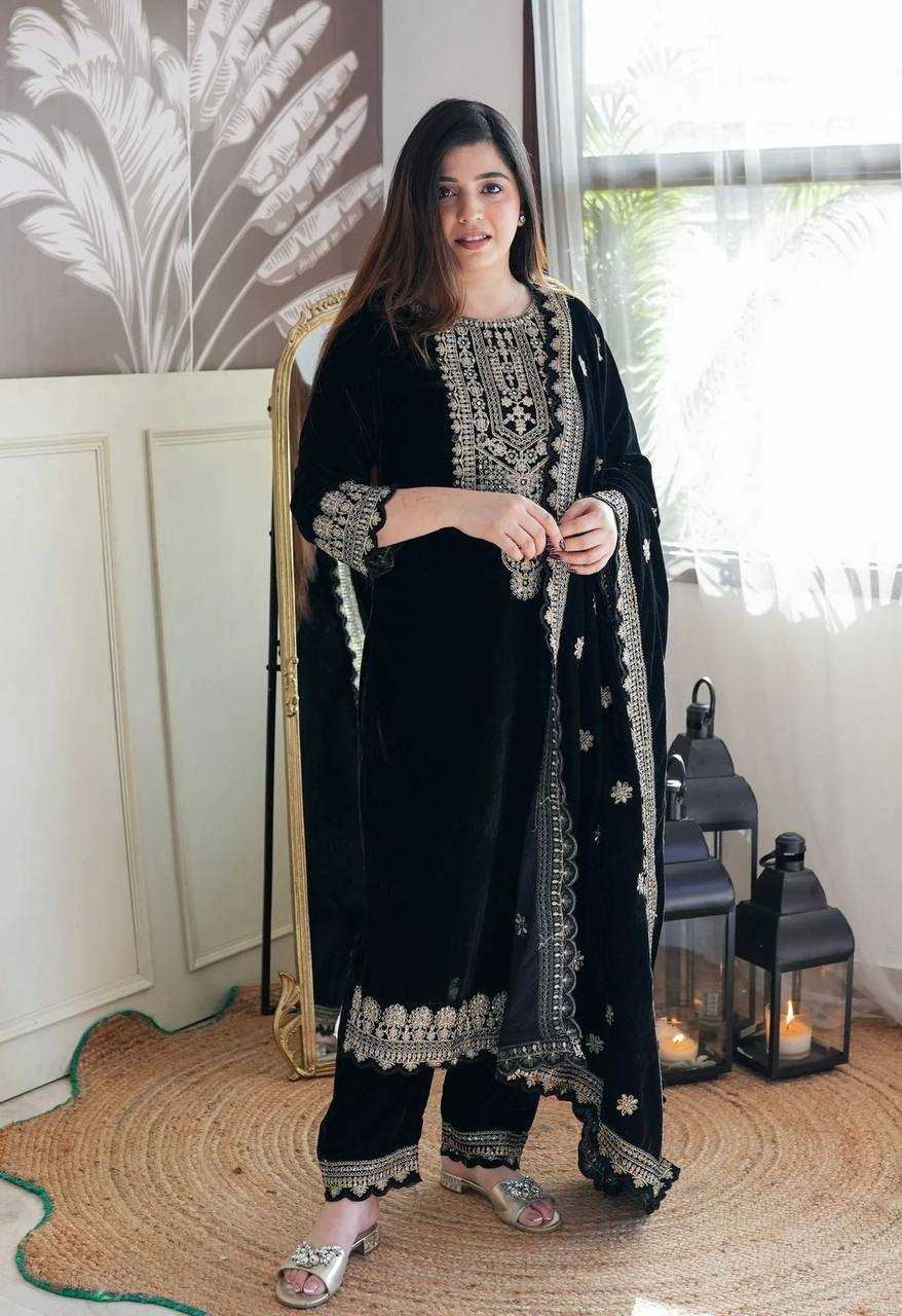 YNF VELVET KESH147 231 SUITS & DRESSES WHOLESALE EMBROPIDERY VELVET PARTY WEAR BLACK SUITS MANUFACTURE - Deevit International