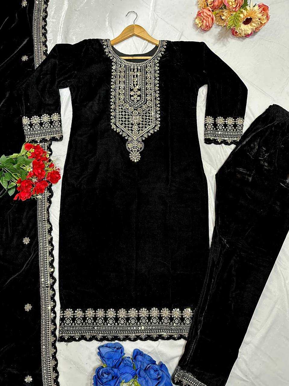 YNF VELVET KESH147 231 SUITS & DRESSES WHOLESALE EMBROPIDERY VELVET PARTY WEAR BLACK SUITS MANUFACTURE - Deevit International