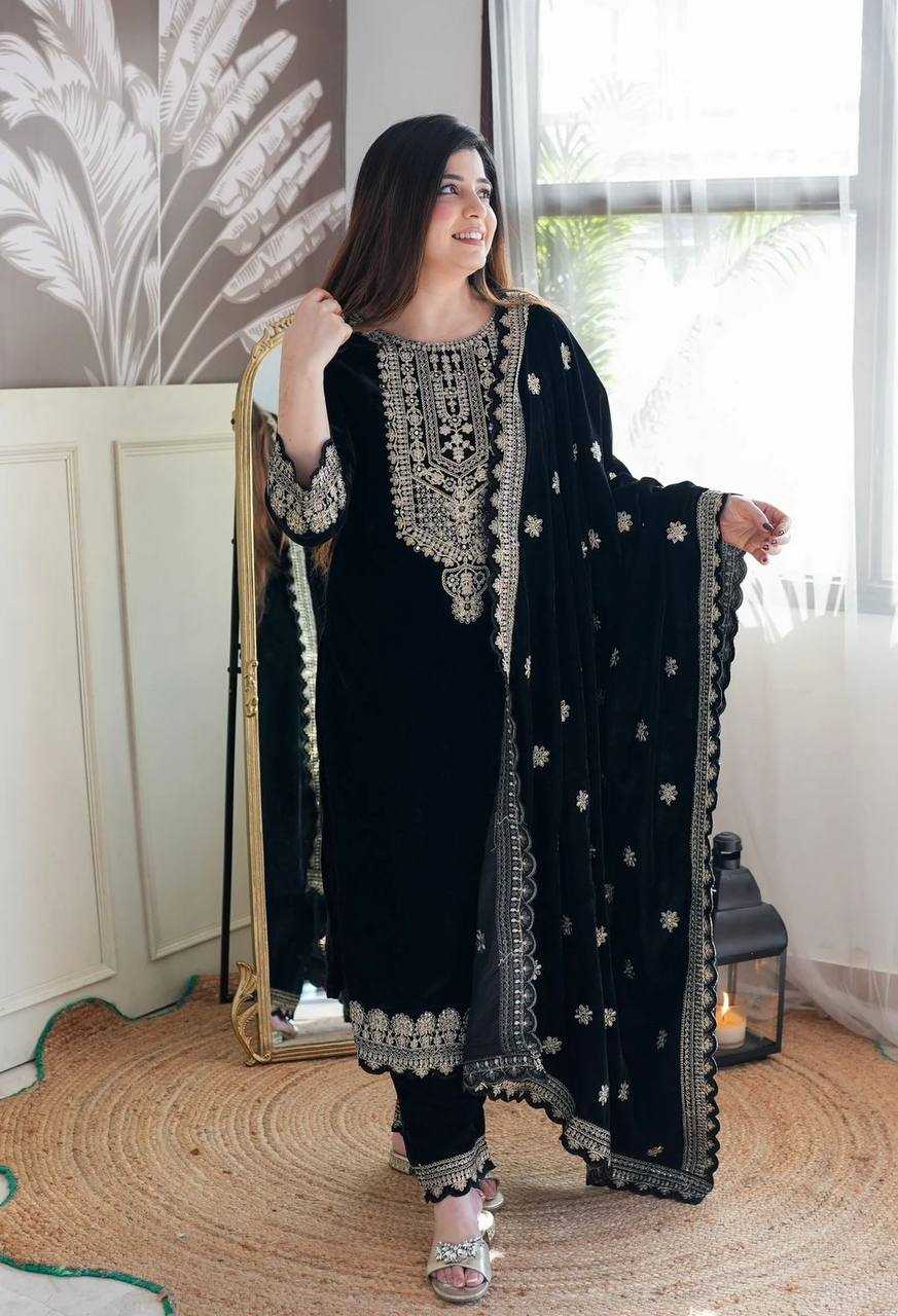 YNF VELVET KESH147 231 SUITS & DRESSES WHOLESALE EMBROPIDERY VELVET PARTY WEAR BLACK SUITS MANUFACTURE - Deevit International