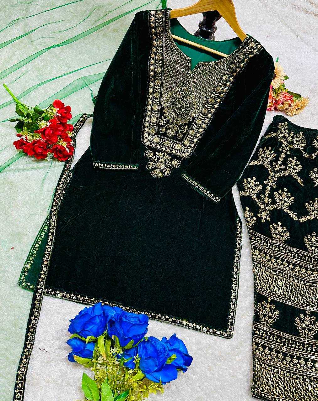 YNF VELVET KESH147 232 SUITS & DRESSES WHOLESALE EMBROPIDERY VELVET PARTY WEAR BLUE SUITS MANUFACTURE - Deevit International