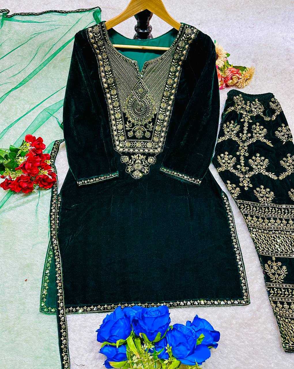 YNF VELVET KESH147 232 SUITS & DRESSES WHOLESALE EMBROPIDERY VELVET PARTY WEAR BLUE SUITS MANUFACTURE - Deevit International