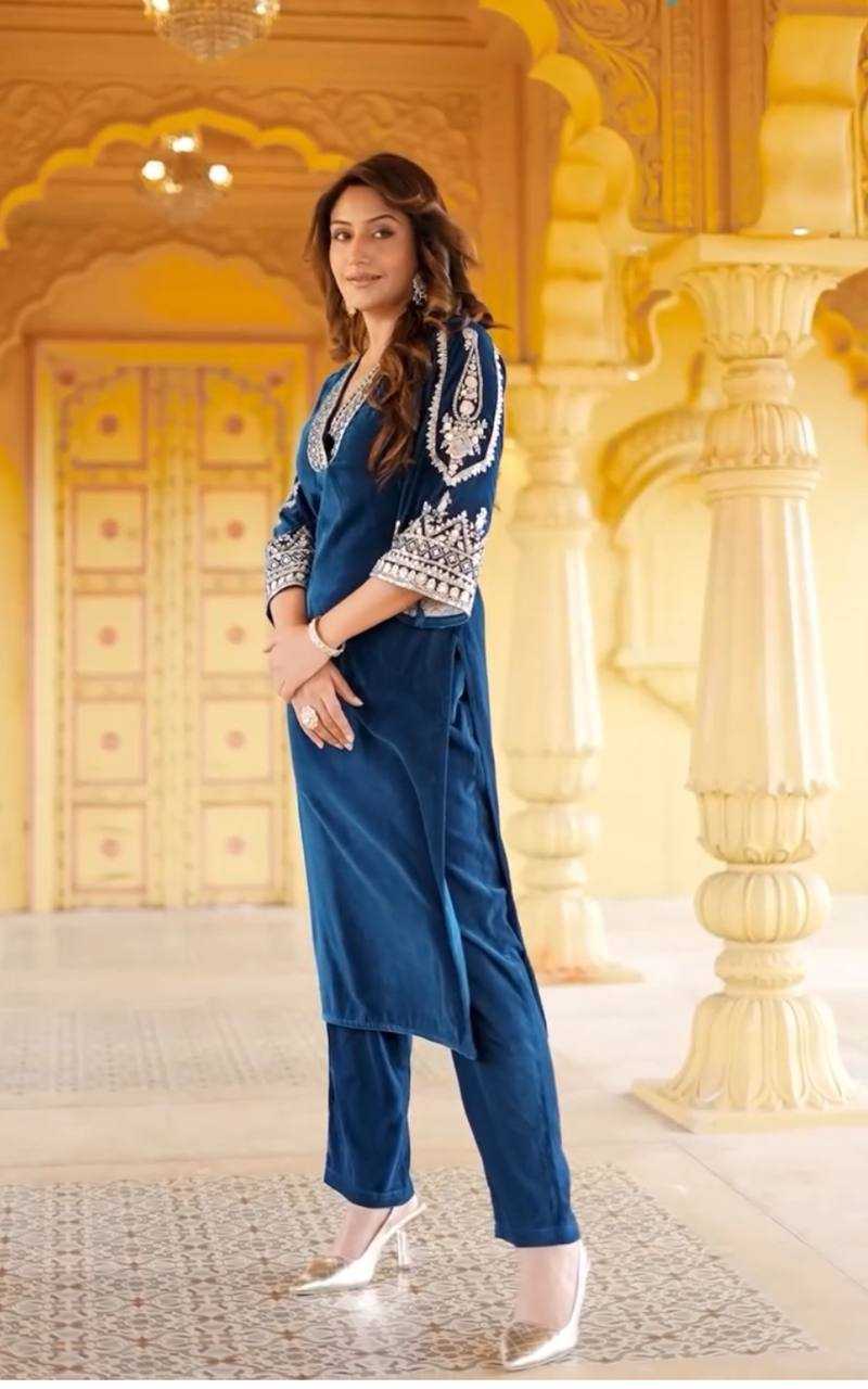 YNF VELVET KESH148 051 KURTIS WHOLESALE PARTY WEAR KURTI WITH BOTTOM EMBROIDERED V NECK KURTIS MANUFACTURER - Deevit International