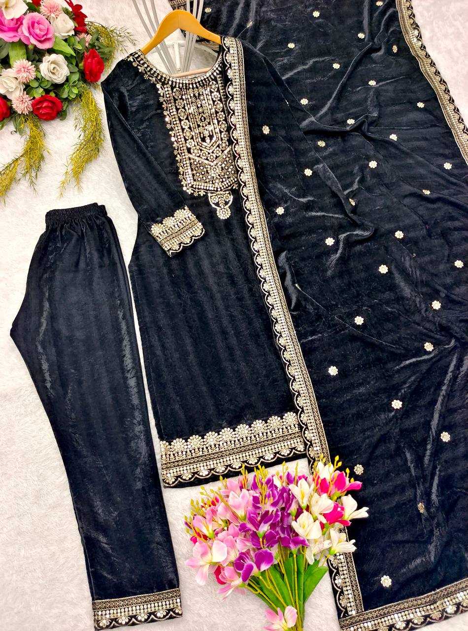 YNF VELVET KESH156 101 SUITS & DRESSES WHOLESALE EMBROPIDERY VELVET LONG KURTI BLACK SUITS MANUFACTURE - Deevit International