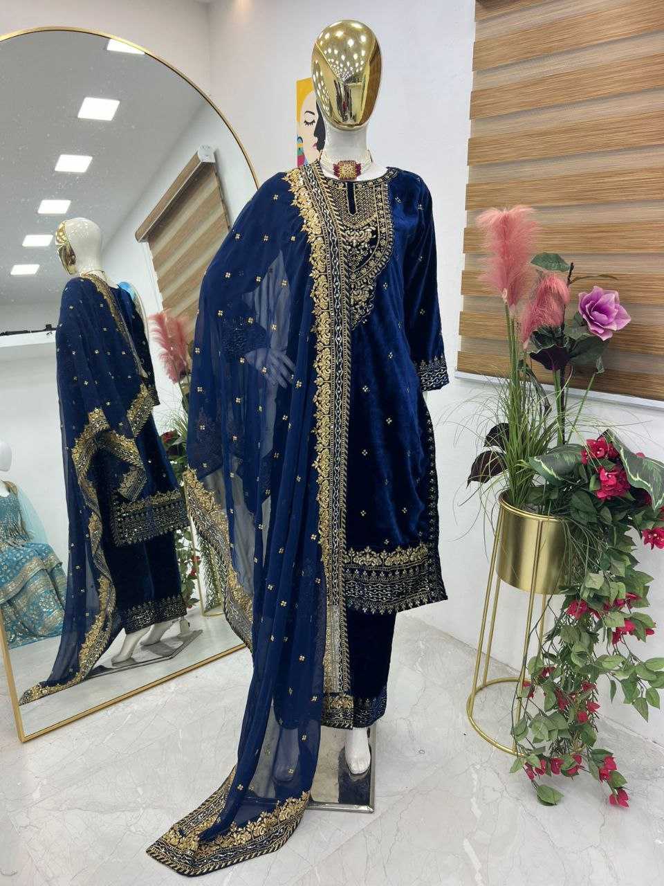 YNF VELVET KESH158 6002 SUITS & DRESSES WHOLESALE EMBROPIDERY VELVET PARTY WEAR LONG KURTI SUITS MANUFACTURE - Deevit International