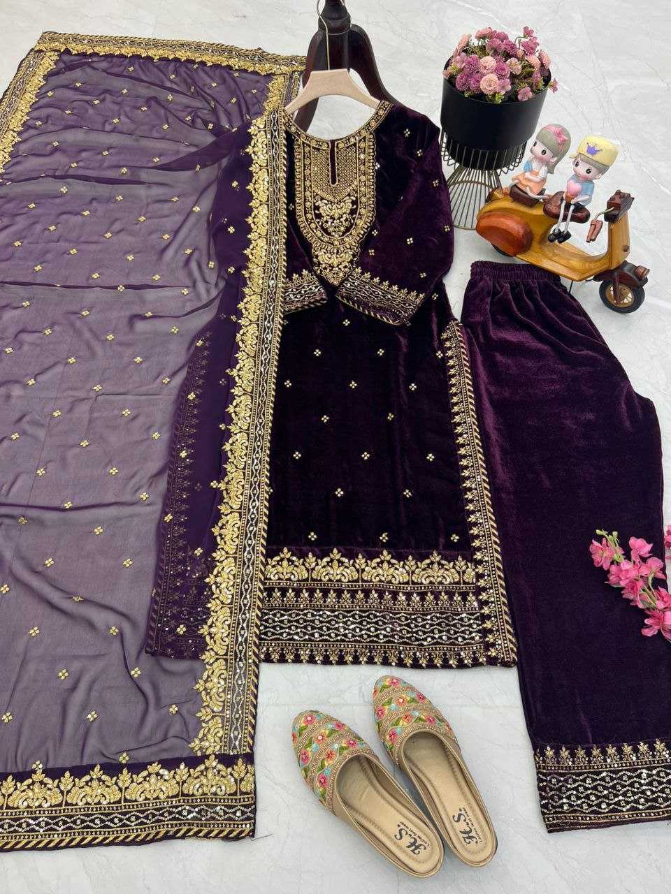 YNF VELVET KESH158 6002 SUITS & DRESSES WHOLESALE EMBROPIDERY VELVET PARTY WEAR LONG KURTI SUITS MANUFACTURE - Deevit International