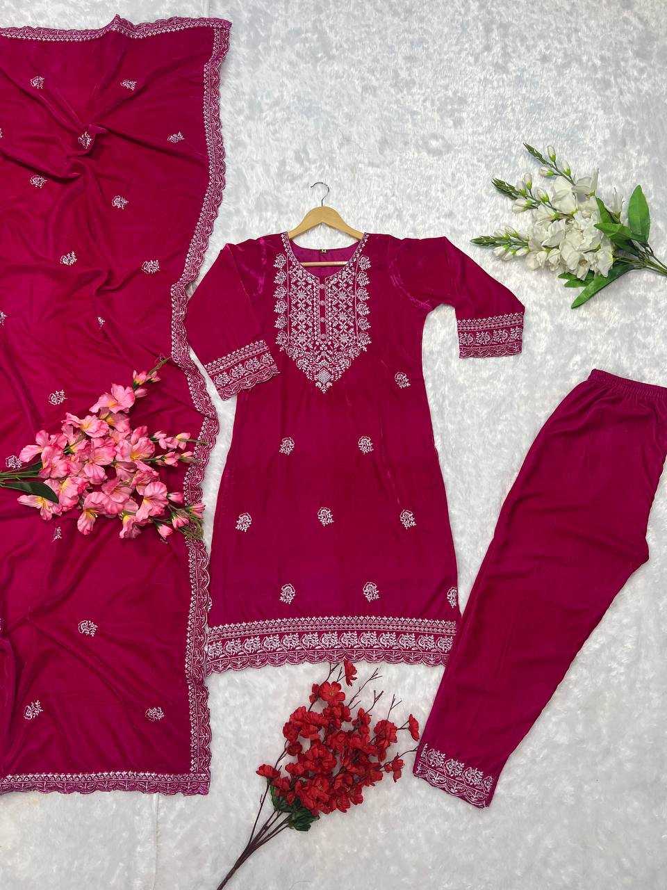 YNF VELVET KESH164 G79 SUITS & DRESSES WHOLESALE EMBROPIDERY VELVET WEDDING BLUE SUITS MANUFACTURE - Deevit International