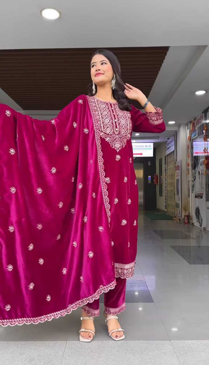 YNF VELVET KESH164 G79 SUITS & DRESSES WHOLESALE EMBROPIDERY VELVET WEDDING BLUE SUITS MANUFACTURE - Deevit International