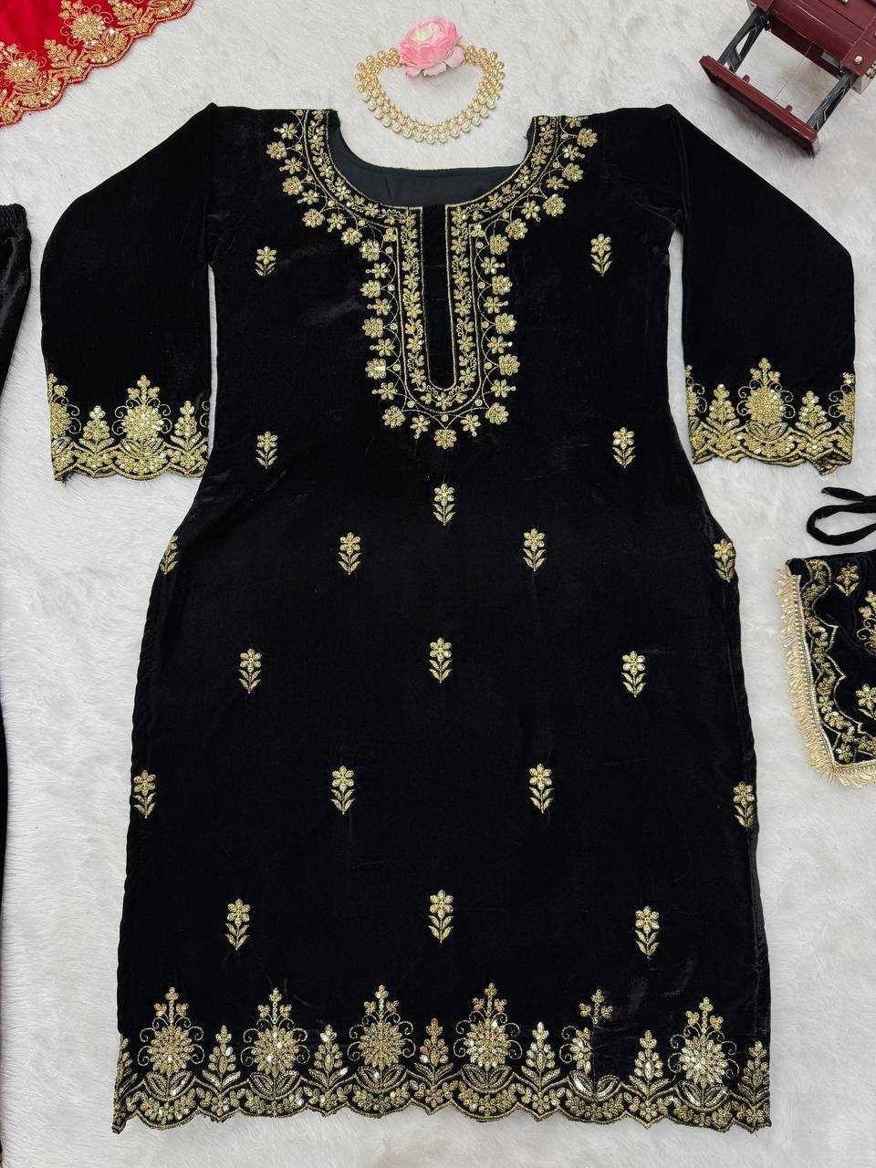 YNF VELVET RIN169 5778 SUITS & DRESSES WHOLESALE EMBROIDEREY WEDDING SHARARA SALWAR VELVET SUITS MANUFACTURE - Deevit International