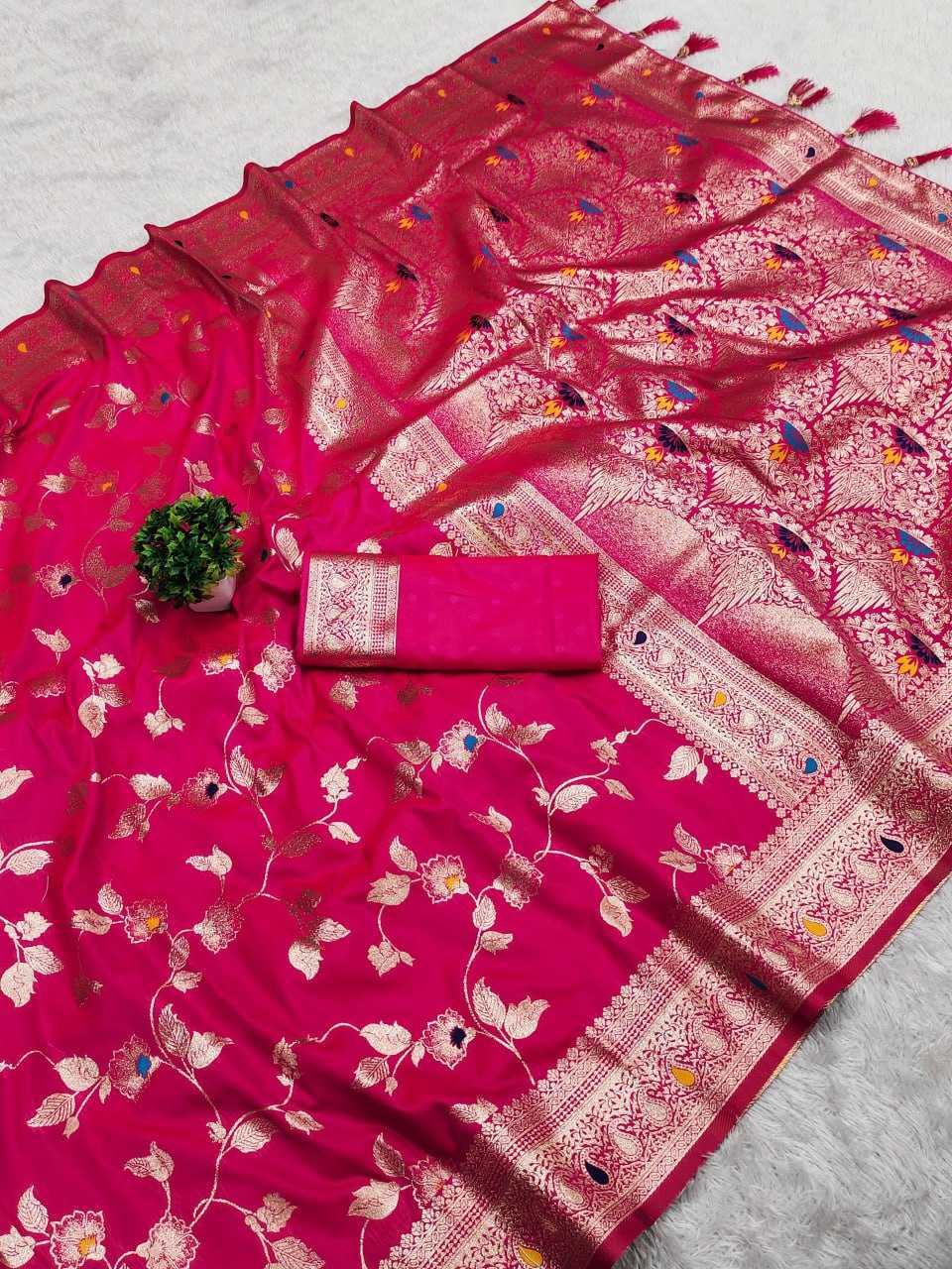 YNF BANARASI SOFT SILK RIN150 Banarasi-4 SILK SAREES WHOLESALE BANARASI SOFT SILK TRADITIONAL SOFT SILK SAREES MANUFACTURER