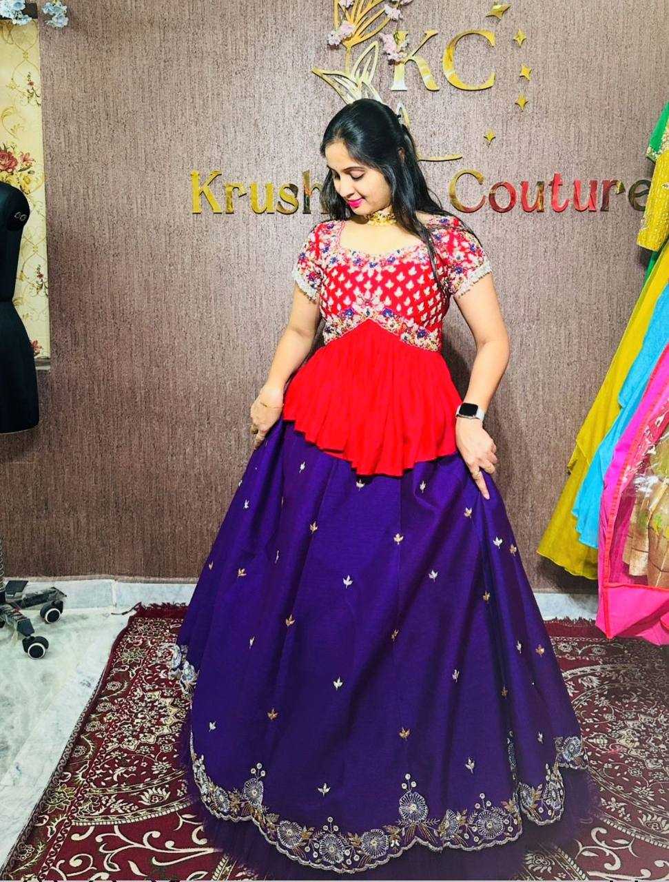 YNF CHINON KESH120 193 MOTHER & DAUGHTER WHOLESALE LEHENGAS MANUFACTURER