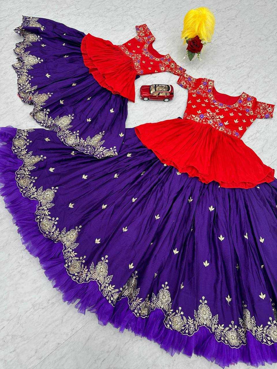 YNF CHINON KESH120 193 MOTHER & DAUGHTER WHOLESALE LEHENGAS MANUFACTURER