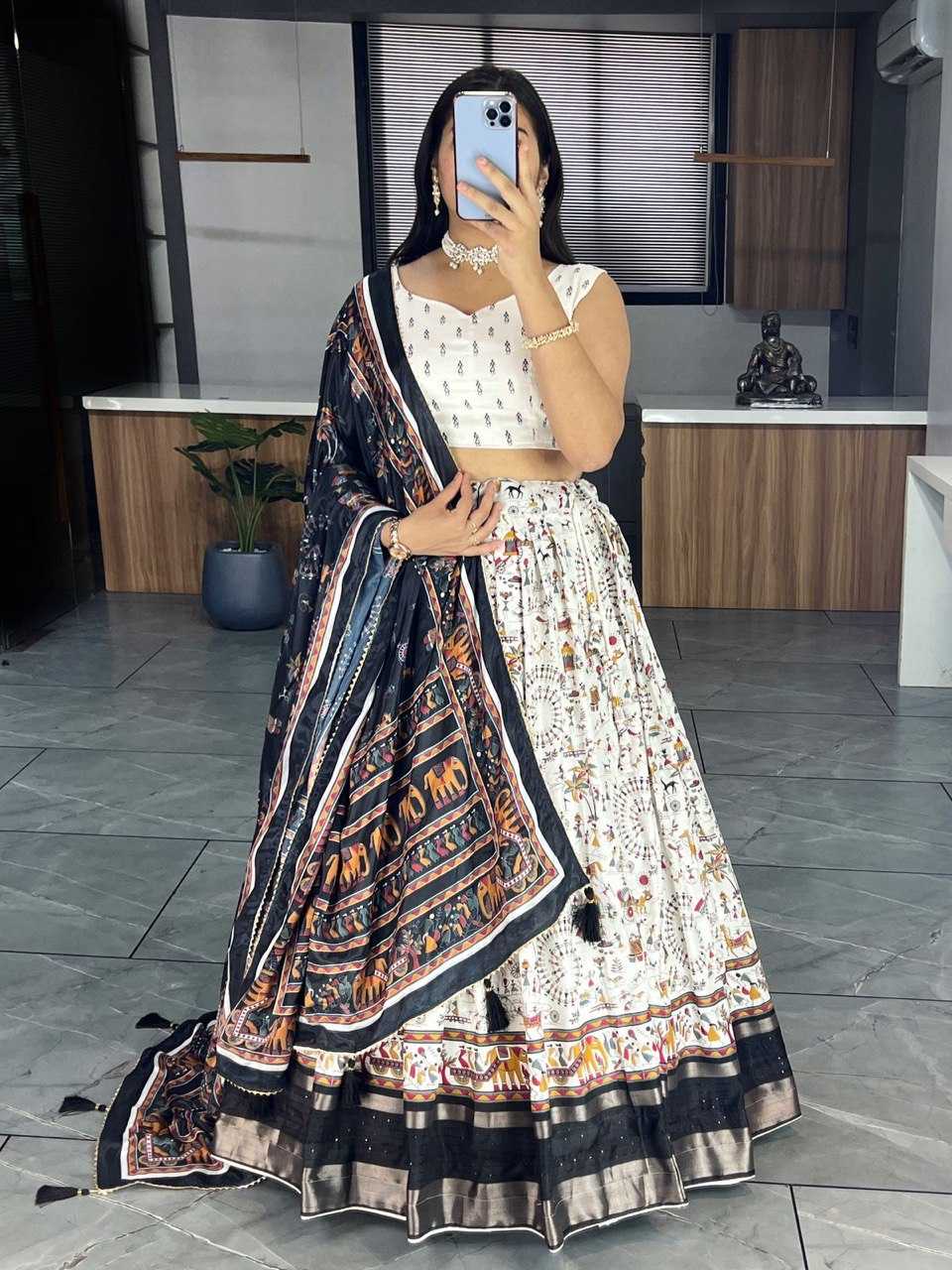 YNF DOLA SILK RIN119 6140 LEHENGAS WHOLESALE TRADITIONAL SILK PRINTED WHITE LEHENGAS MANUFACTURER - Deevit International