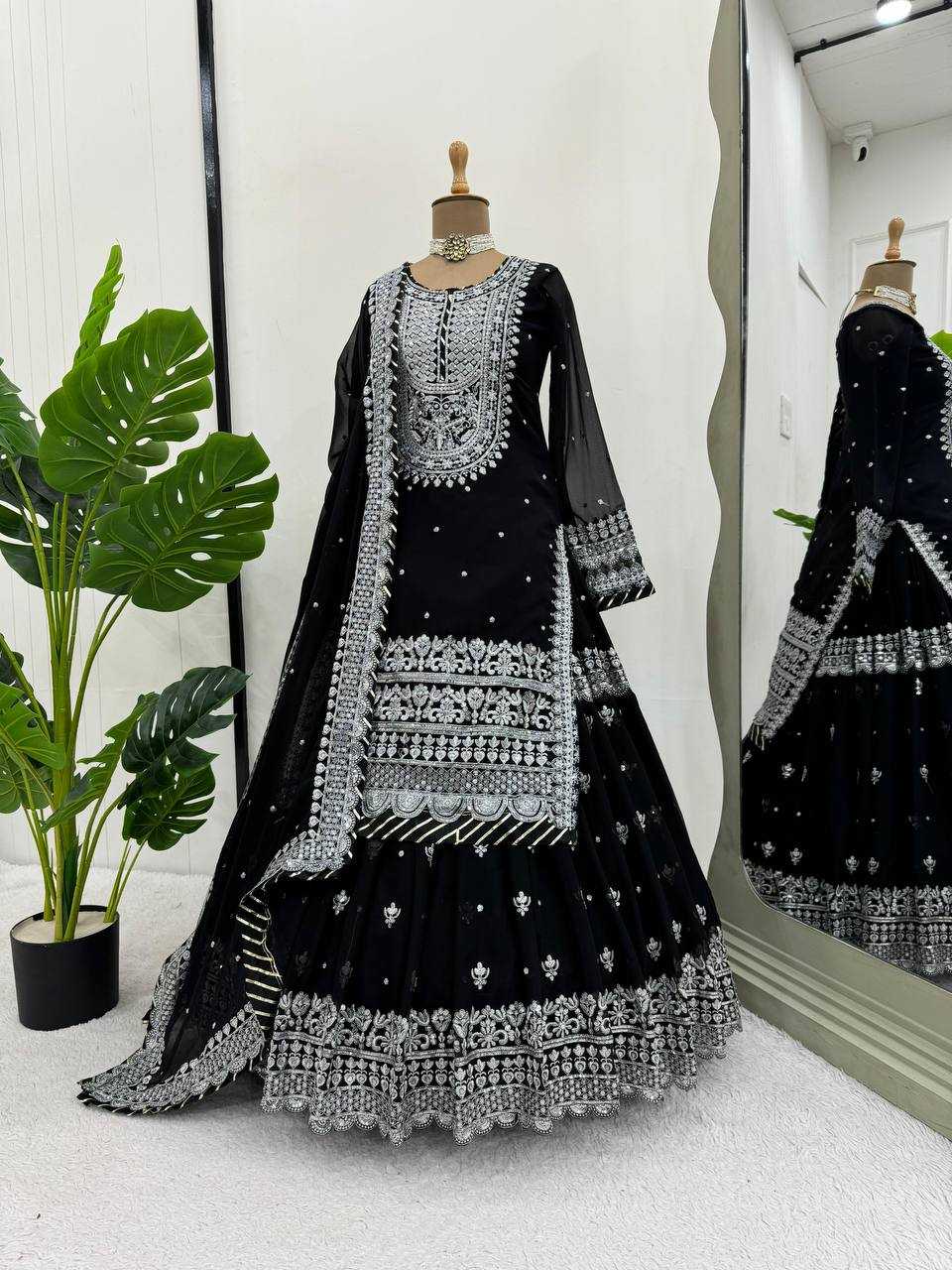 YNF GEORGETTE RIN169 5767 LEHENGAS WHOLESALE WEDDING SEQUINS FANCY LEHENGAS MANUFACTURER