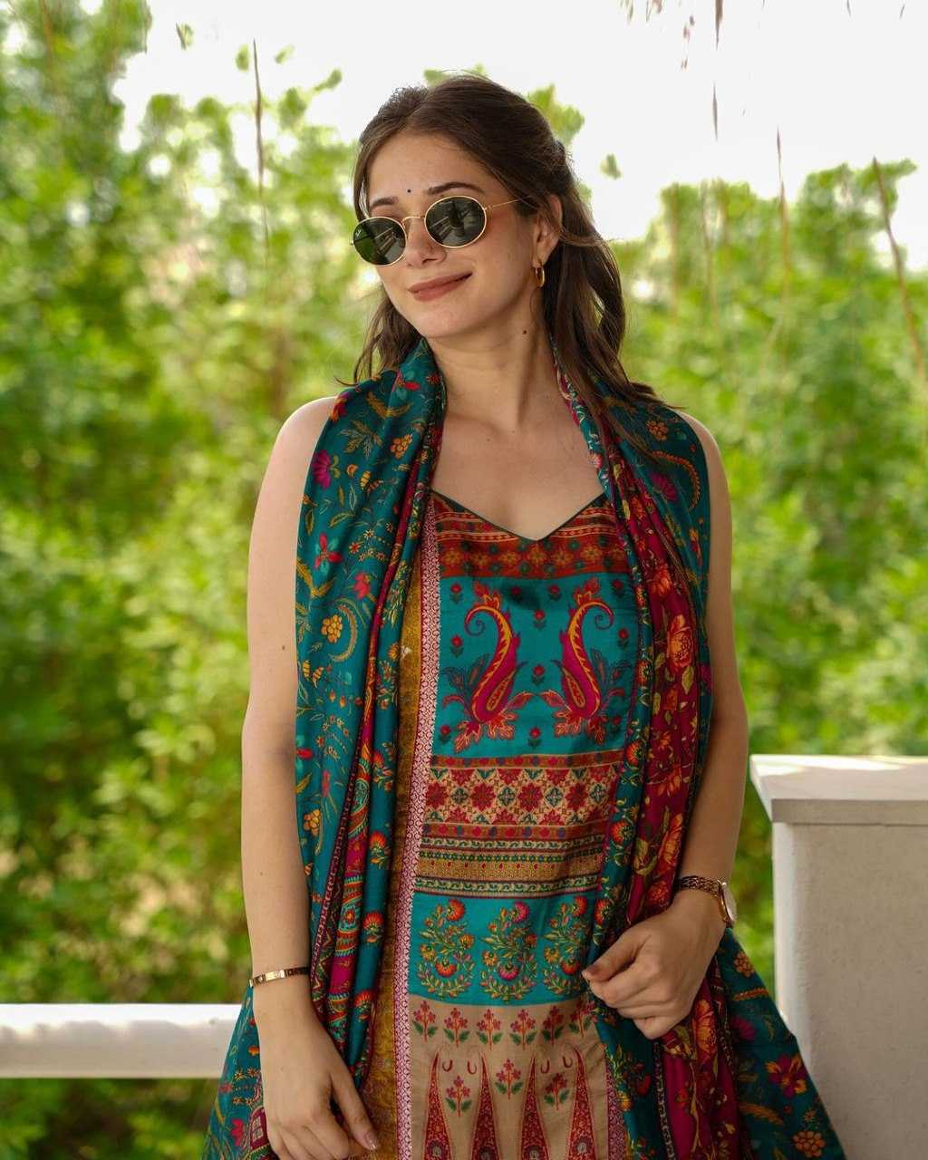 YNF MUSLIN KESH164 G65 SUITS & DRESSES WHOLESALE PRINTED LONG KURTI SLEEVELESS DRESSES SUITS MANUFACTURE - Deevit International