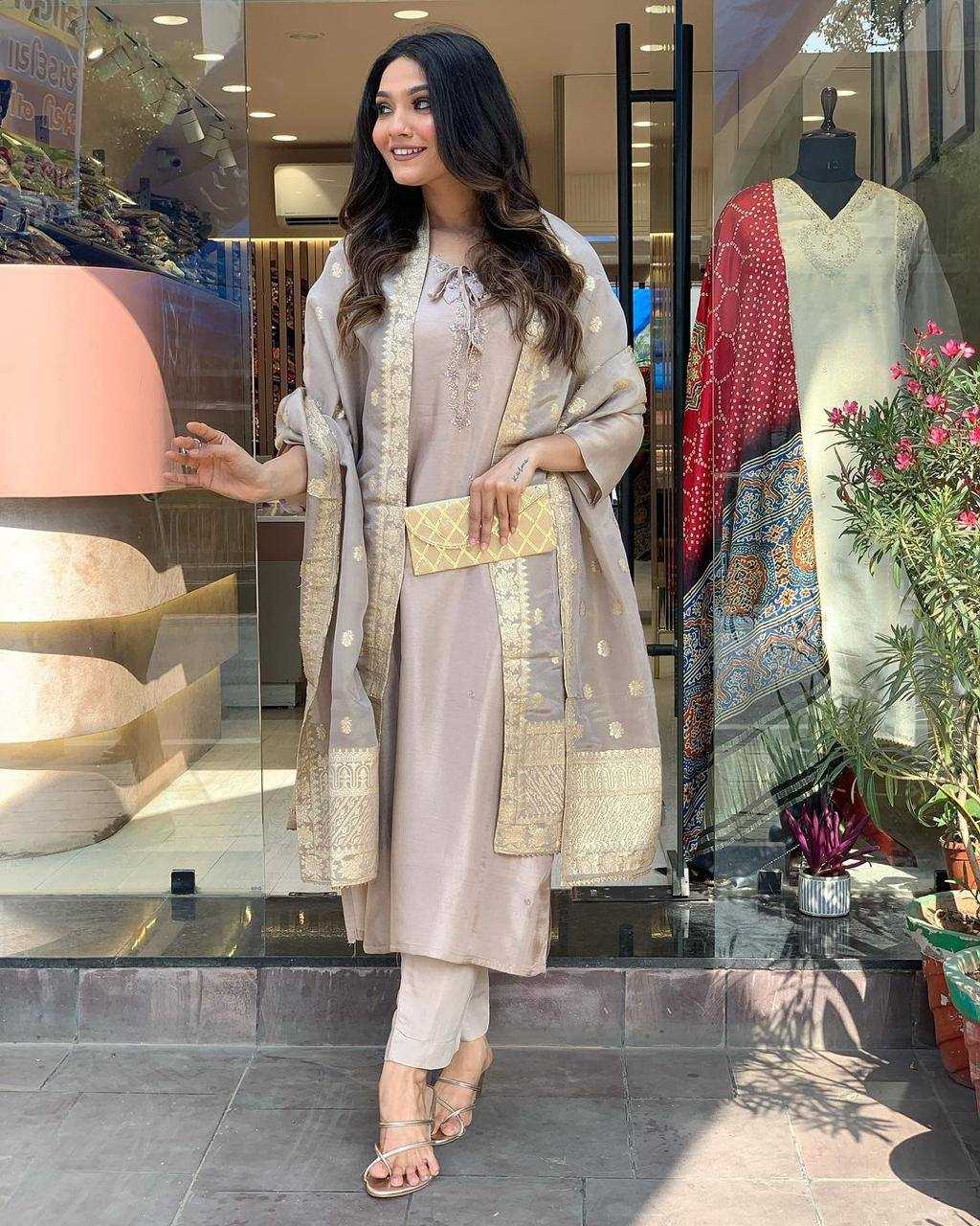 YNF PREMIUM ROMAN SILK KESH211 LDY104 SUITS & DRESSES WHOLESALE ZARI WORK SILK LONG KURTI SUITS MANUFACTURE 