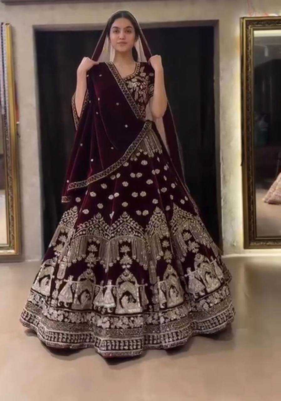 YNF VELVET RIN108 1685 LEHENGAS WHOLESALE DESIGNER BRIDAL EMBROIDERED VELVET SEQUINS LEHENGAS MANUFACTURER - Deevit International