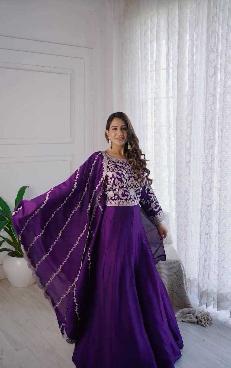 YNF CHINON KESH120 206 GOWNS WHOLESALE PURPLE ANARAKLI EMBROIDERY SILK GOWNS MANUFACTURER - Deevit International