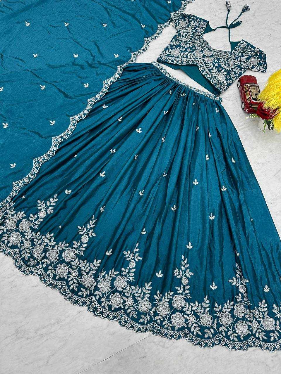 YNF CHINON KESH120 207 LEHENGAS WHOLESALE TRADITIONAL WEDDING EMBROIDERED LEHENGAS MANUFACTURER - Deevit International