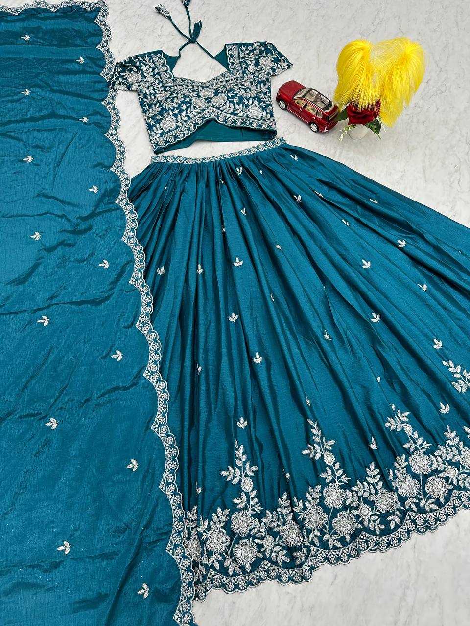 YNF CHINON KESH120 207 LEHENGAS WHOLESALE TRADITIONAL WEDDING EMBROIDERED LEHENGAS MANUFACTURER - Deevit International