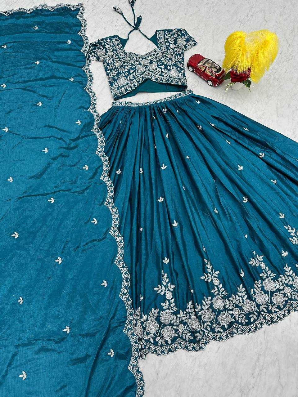 YNF CHINON KESH120 207 LEHENGAS WHOLESALE TRADITIONAL WEDDING EMBROIDERED LEHENGAS MANUFACTURER - Deevit International