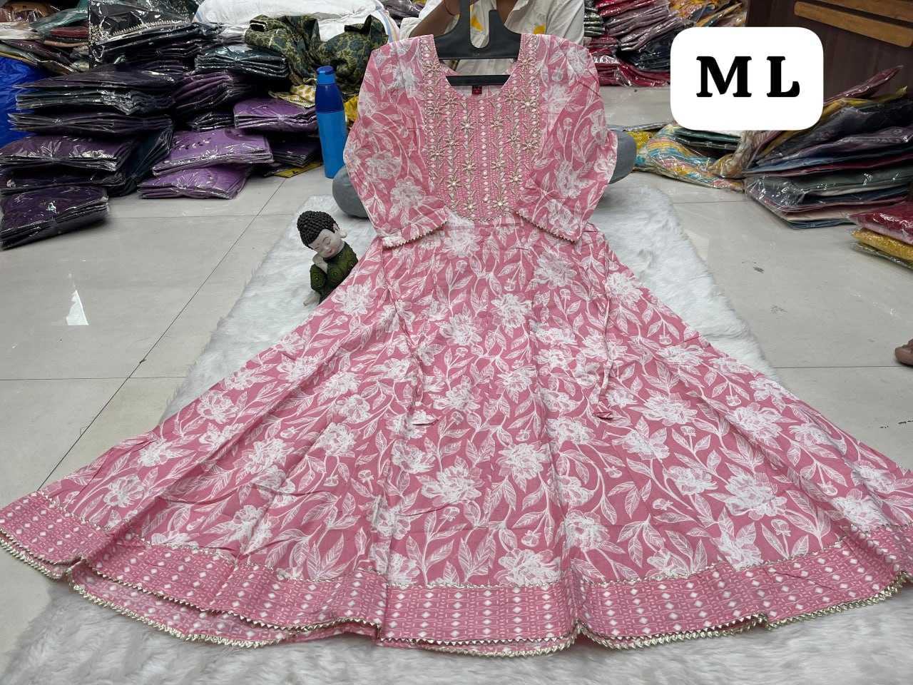 YNF COTTON KESH258 VDA40GOWNS WHOLESALE FANCY LONG PRINTED GOWNS MANUFACTURER - Deevit International