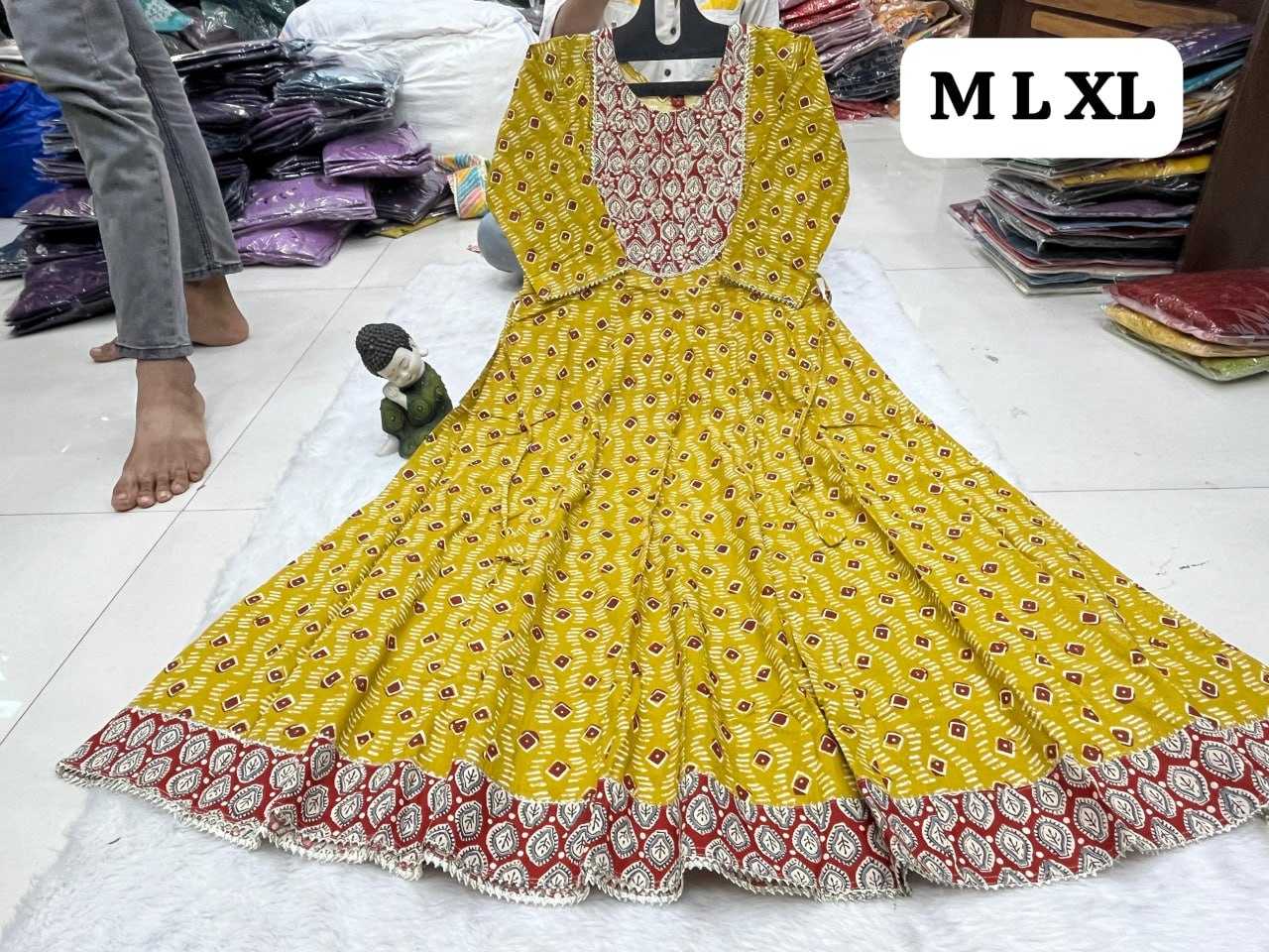 YNF COTTON KESH258 VDA40GOWNS WHOLESALE FANCY LONG PRINTED GOWNS MANUFACTURER - Deevit International