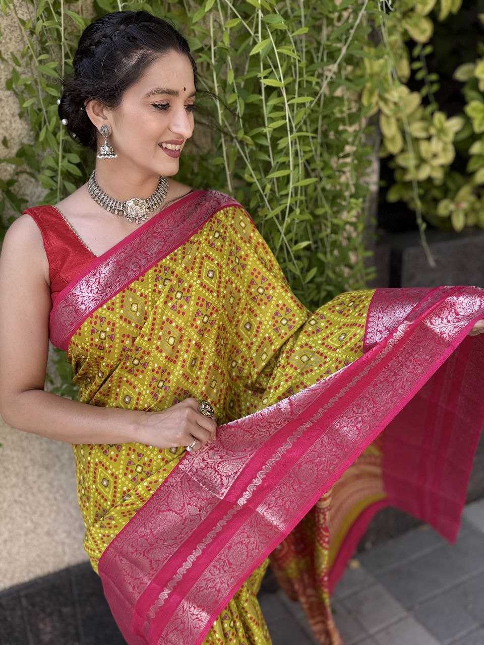 YNF DOLA SILK KESH117 RWC70 SILK SAREES WHOLESALE DOLA SILK ZARI BORDER SILK YELLOW SILK SAREES MANUFACTURER - Deevit International