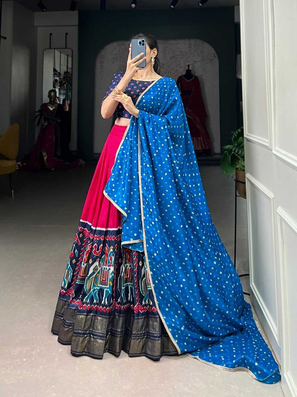 YNF DOLA SILK KESH134 1623 LEHENGAS WHOLESALE SILK TRADITIONAL PRINTED LEHENGAS MANUFACTURER - Deevit International