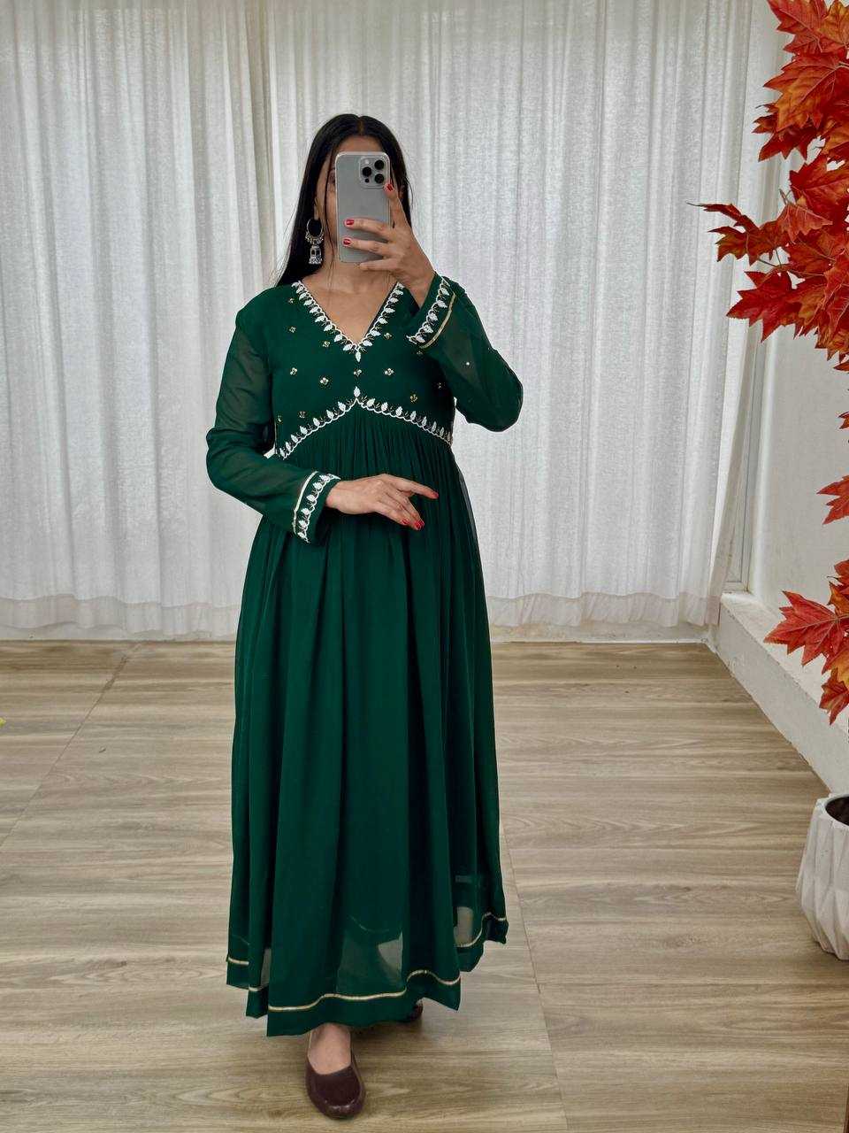 YNF FAUX GEORGETTE KESH240 409 GOWNS WHOLESALE GREEN ANARAKLI FULL SLEEVE WEDDING GEORGETTE GOWNS MANUFACTURER - Deevit International