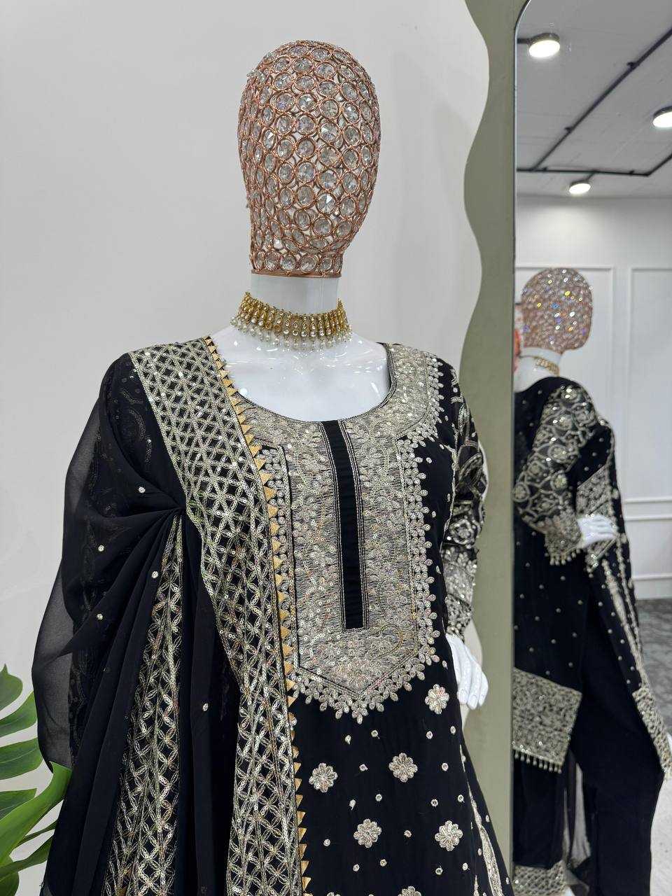 YNF FAUX GEORGETTE RIN169 5782 SUITS & DRESSES WHOLESALE EMBROIDERY PAKISTANI LADIES GEORGETTE SUITS MANUFACTURER - Deevit International