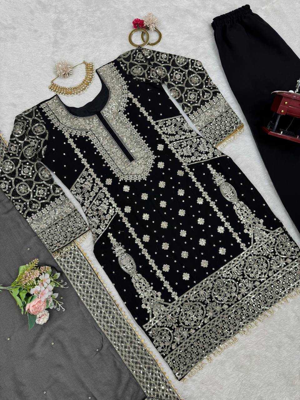 YNF FAUX GEORGETTE RIN169 5782 SUITS & DRESSES WHOLESALE EMBROIDERY PAKISTANI LADIES GEORGETTE SUITS MANUFACTURER - Deevit International