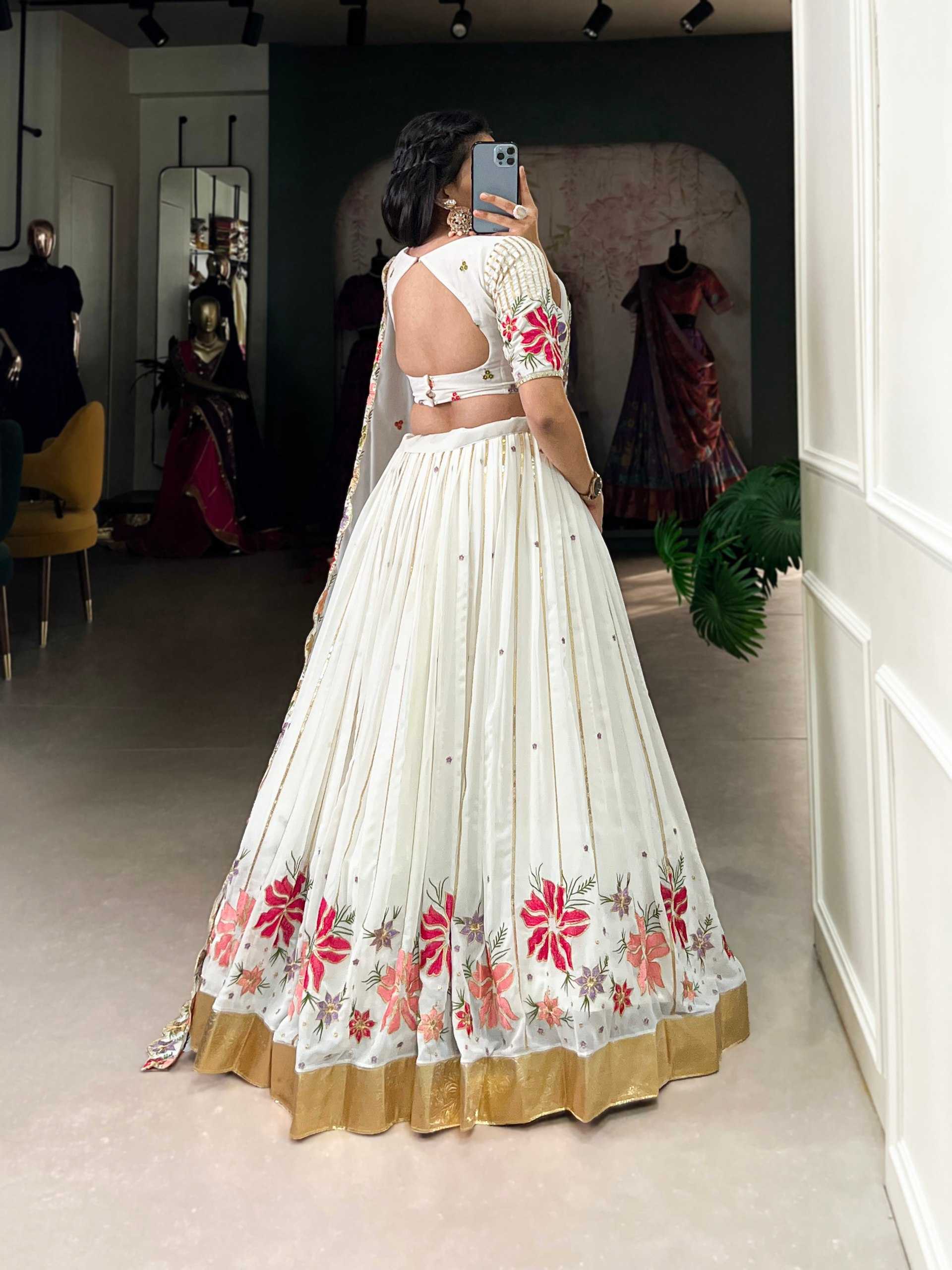 YNF GEOREGTTE KESH134 1413 LEHENGAS WHOLESALE EMBROIDERED GEOREGTTE SEQUNIS WHITE LEHENGAS MANUFACTURER - Deevit International