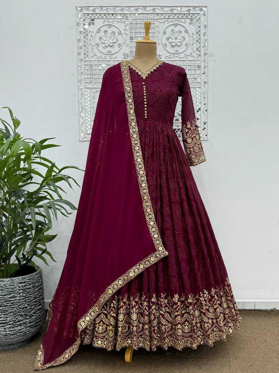 YNF GEORGETTE KESH228 573 GOWNS WHOLESALE EMBROIDEREDY ANARAKLI SEQUNIS WEDDING GEORGETTE GOWNS MANUFACTURER - Deevit International