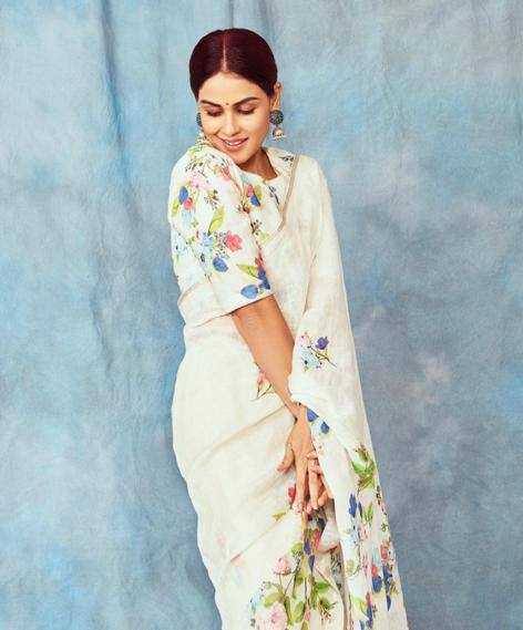 YNF LINEN KESH223 137 SAREES WHOLESALE WHITE COTTON PRINTED LINEN SAREES MANUFACTURER - Deevit International