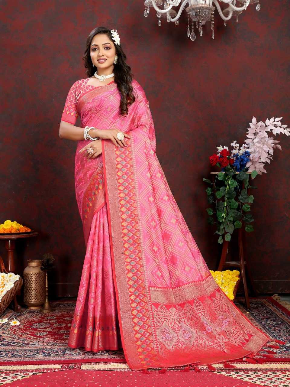 YNF ORGANZA RIN150 307 SAREES WHOLESALE ORGANZA EMBROIDERED ZARI SAREES MANUFACTURER - Deevit International