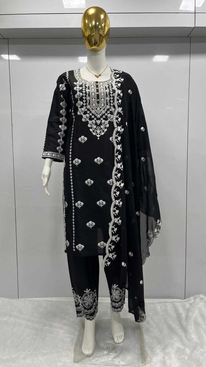 YNF ROMAN SILK KESH247 7013 SUITS & DRESSES WHOLESALE EMBROPIDERY PAKISTANI LADIES SUITS MANUFACTURE - Deevit International