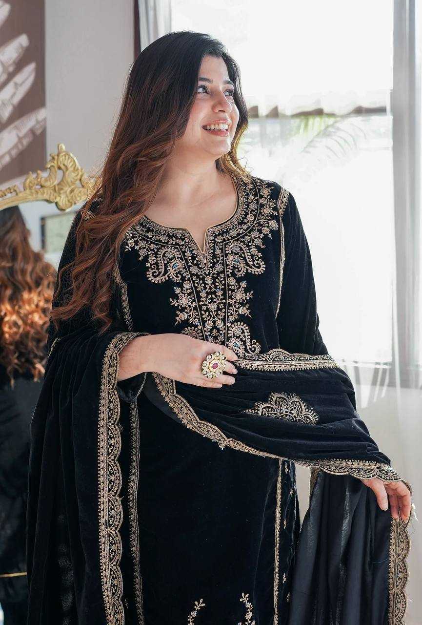 YNF VELVET KESH122 399 SUITS & DRESSES WHOLESALE EMBROPIDERY VELVET PARTY WEAR BLACK SUITS MANUFACTURE - Deevit International