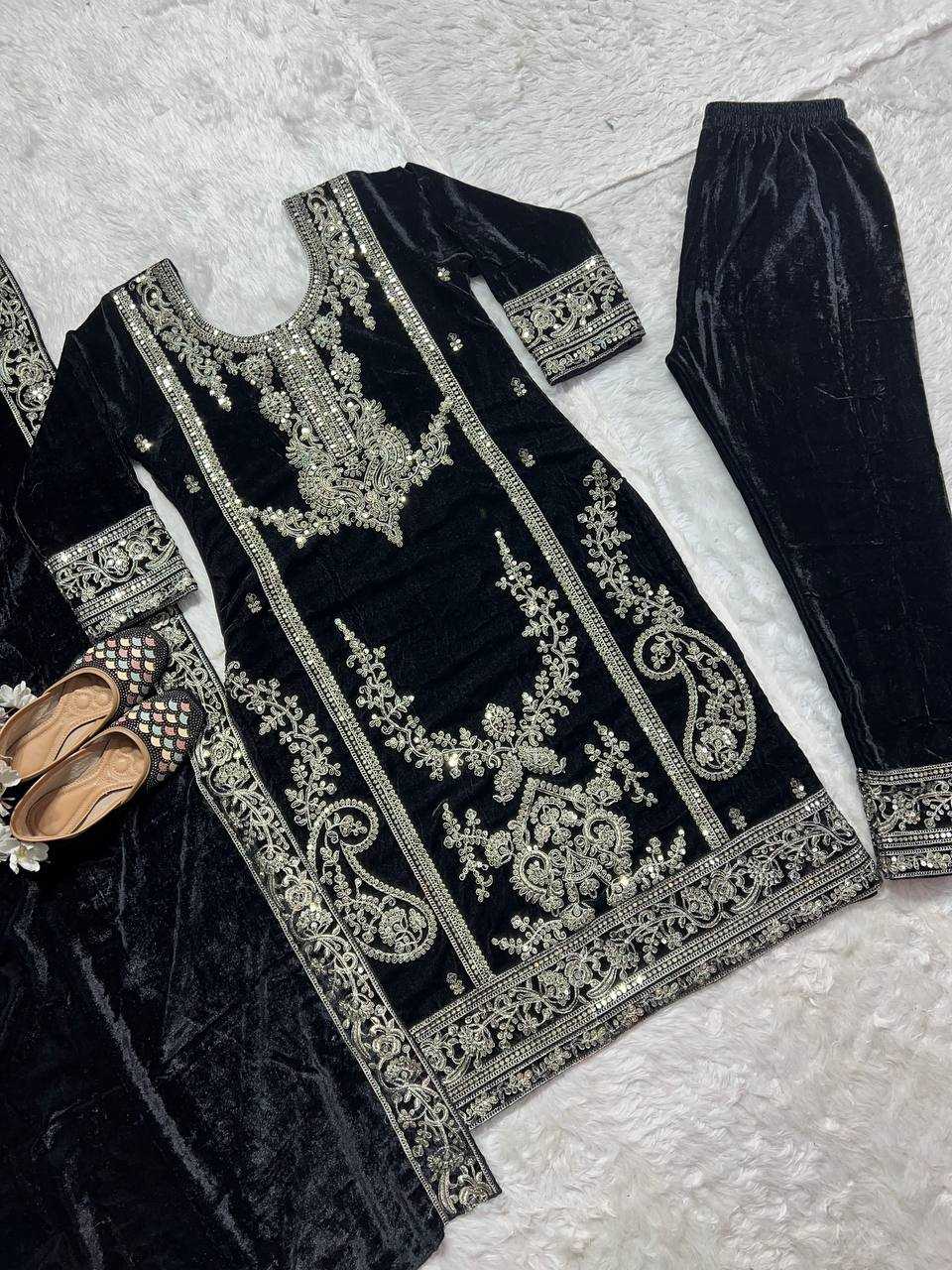 YNF VELVET KESH145 3025 SUITS & DRESSES WHOLESALE EMBROIDERED VELVET PARTY WEAR BLACK SUITS MANUFACTURE - Deevit International