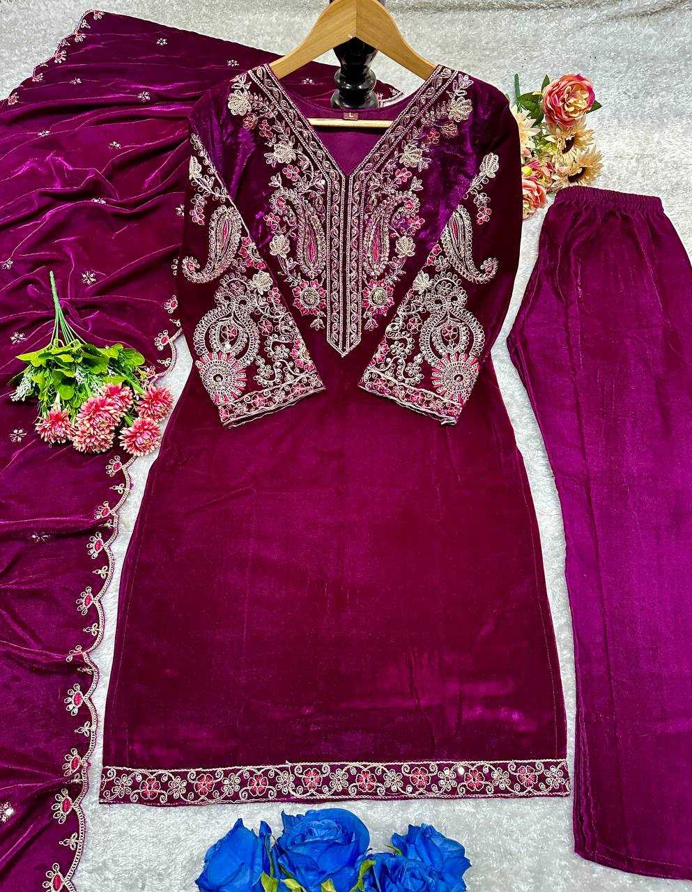 YNF VELVET KESH147 233 SUITS & DRESSES WHOLESALE EMBROPIDERY VELVET PARTY WEAR LONG KURTI SUITS MANUFACTURE - Deevit International