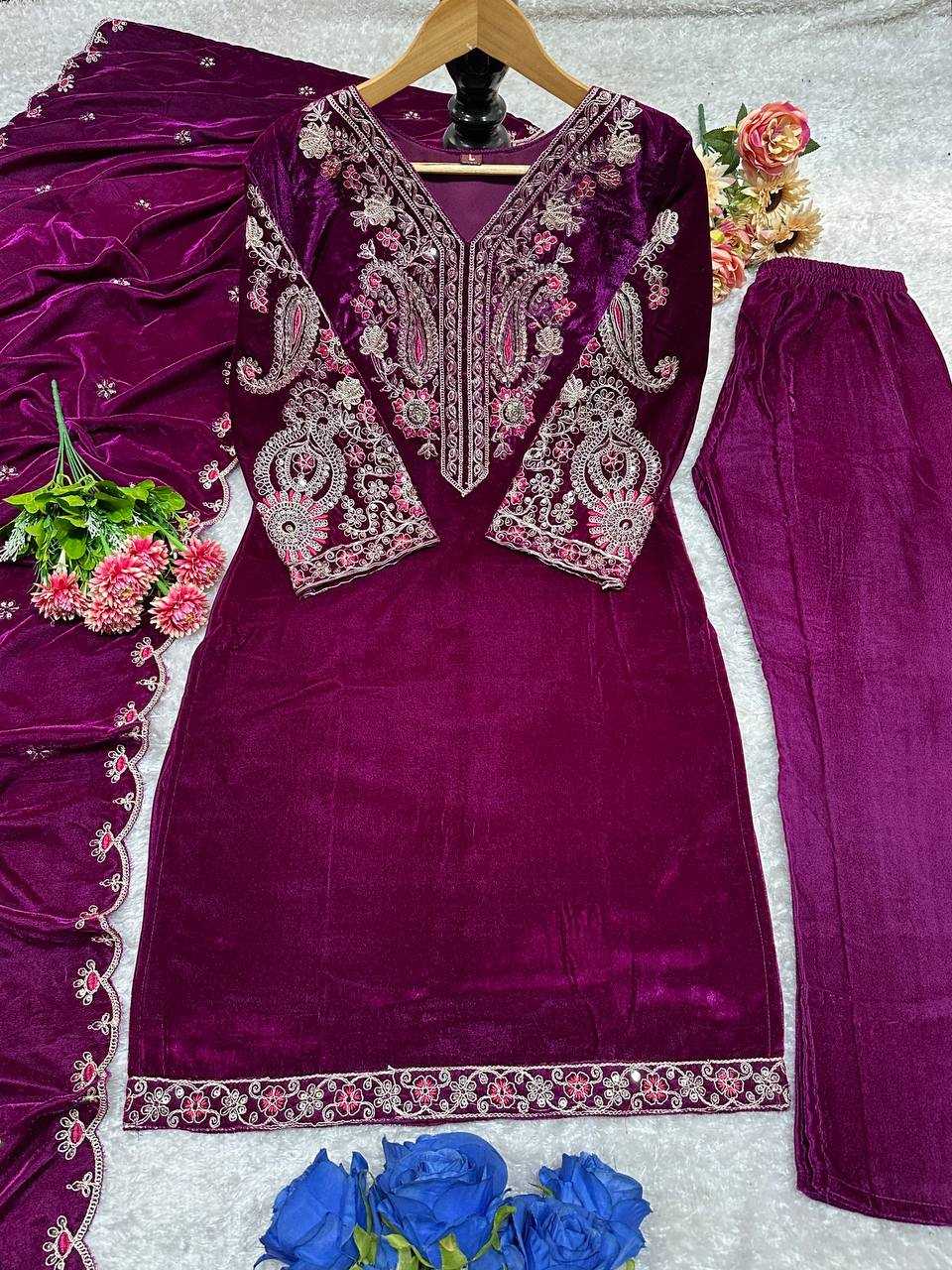 YNF VELVET KESH147 233 SUITS & DRESSES WHOLESALE EMBROPIDERY VELVET PARTY WEAR LONG KURTI SUITS MANUFACTURE - Deevit International